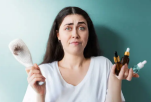 5 Common Hair Problems and How Herbal Hair Oil Can Solve Them